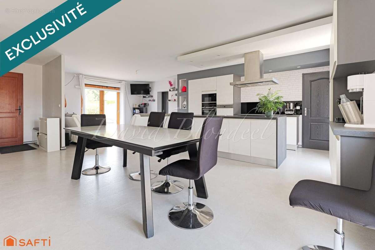 Photo 5 - Maison à BRIATEXTE