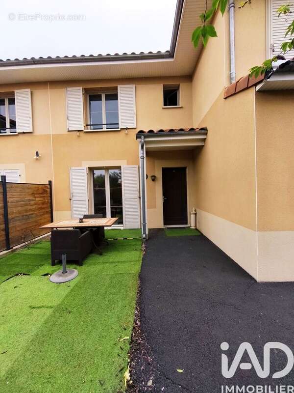 Photo 2 - Maison à LE CENDRE