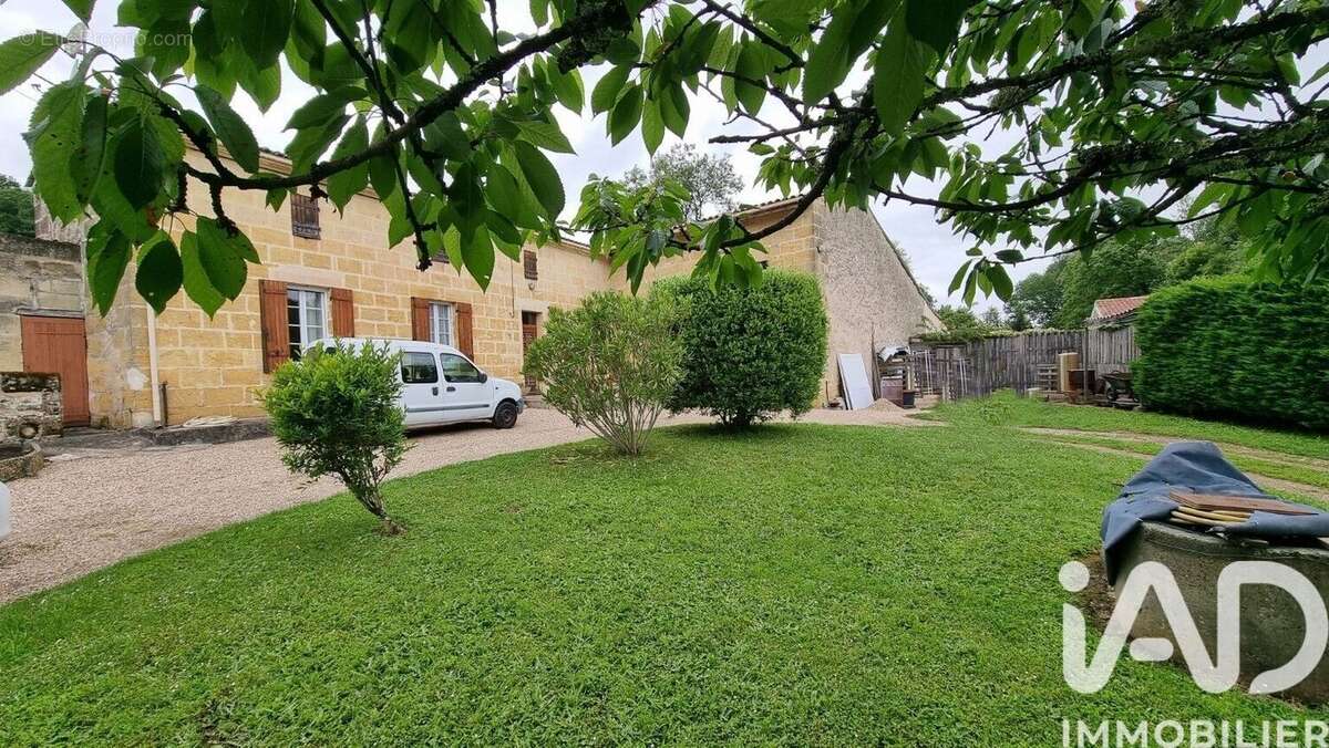 Maison 91 m² à Sainte-Colombe  - photo 6