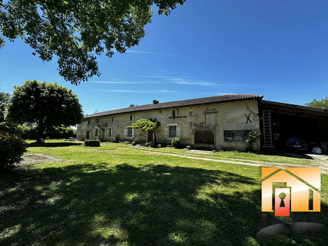 Maison à SERIGNAC-SUR-GARONNE