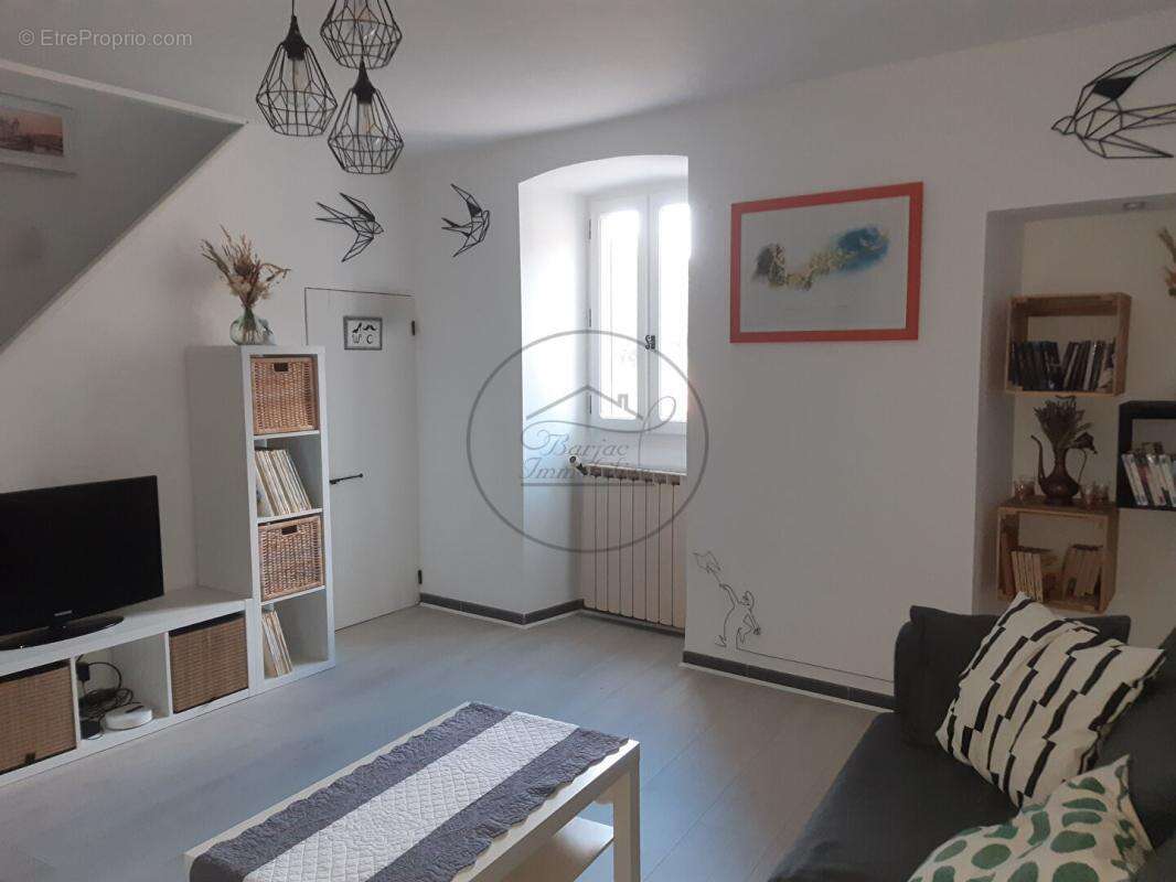 Maison à BARJAC