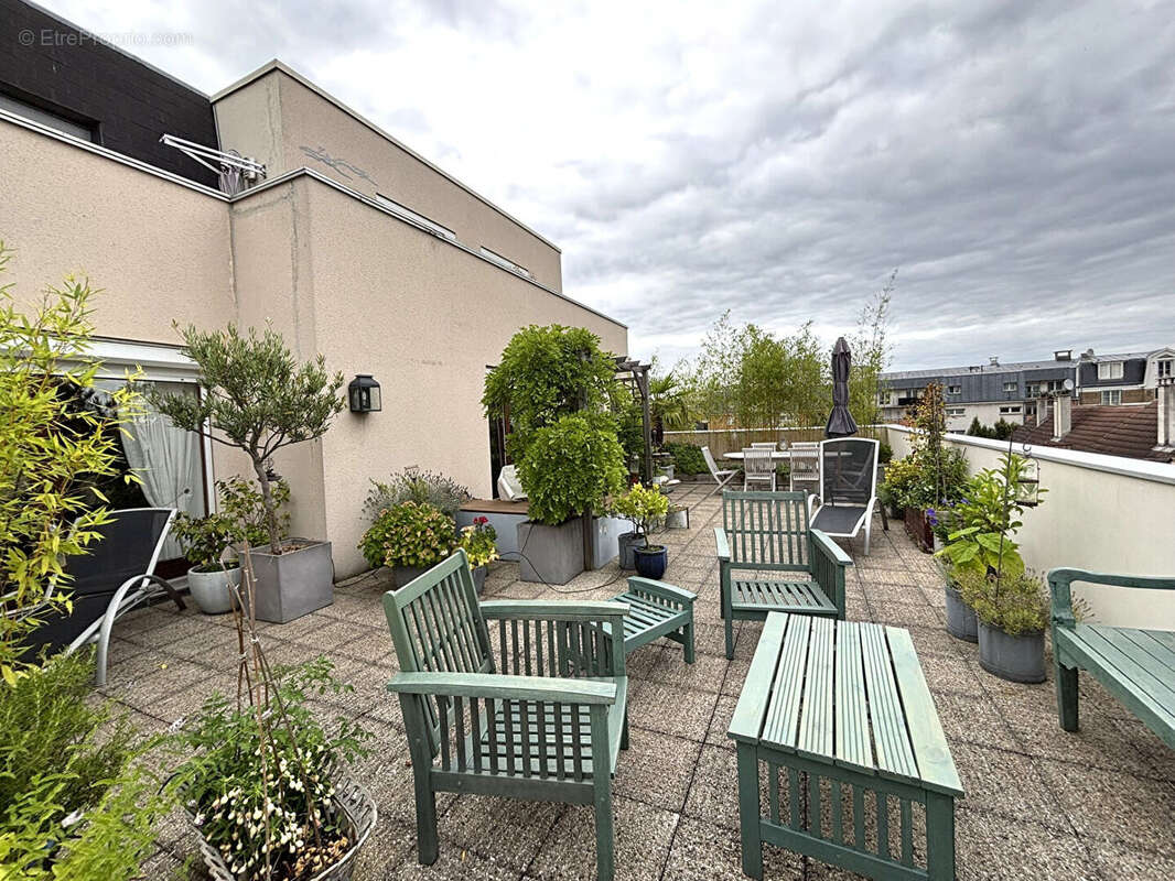 Appartement à SAINT-GRATIEN