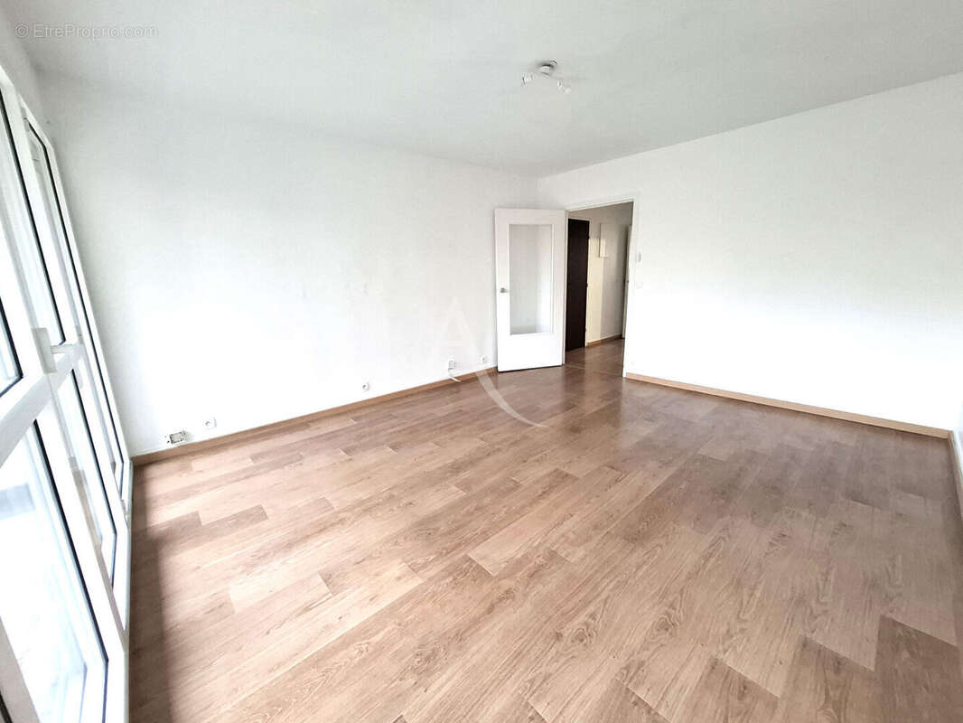 Appartement à LIMEIL-BREVANNES