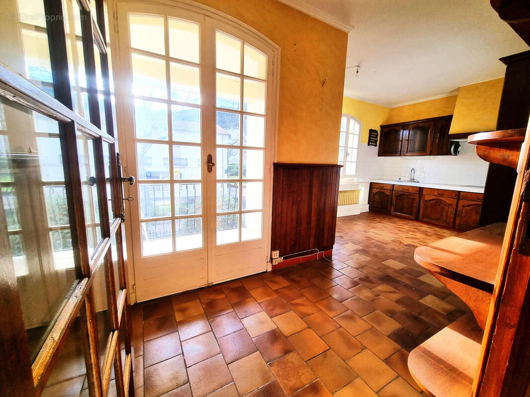 Maison à LAMALOU-LES-BAINS