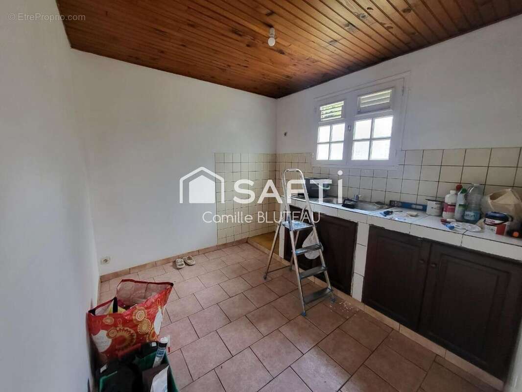 Photo 3 - Appartement à RIVIERE-SALEE