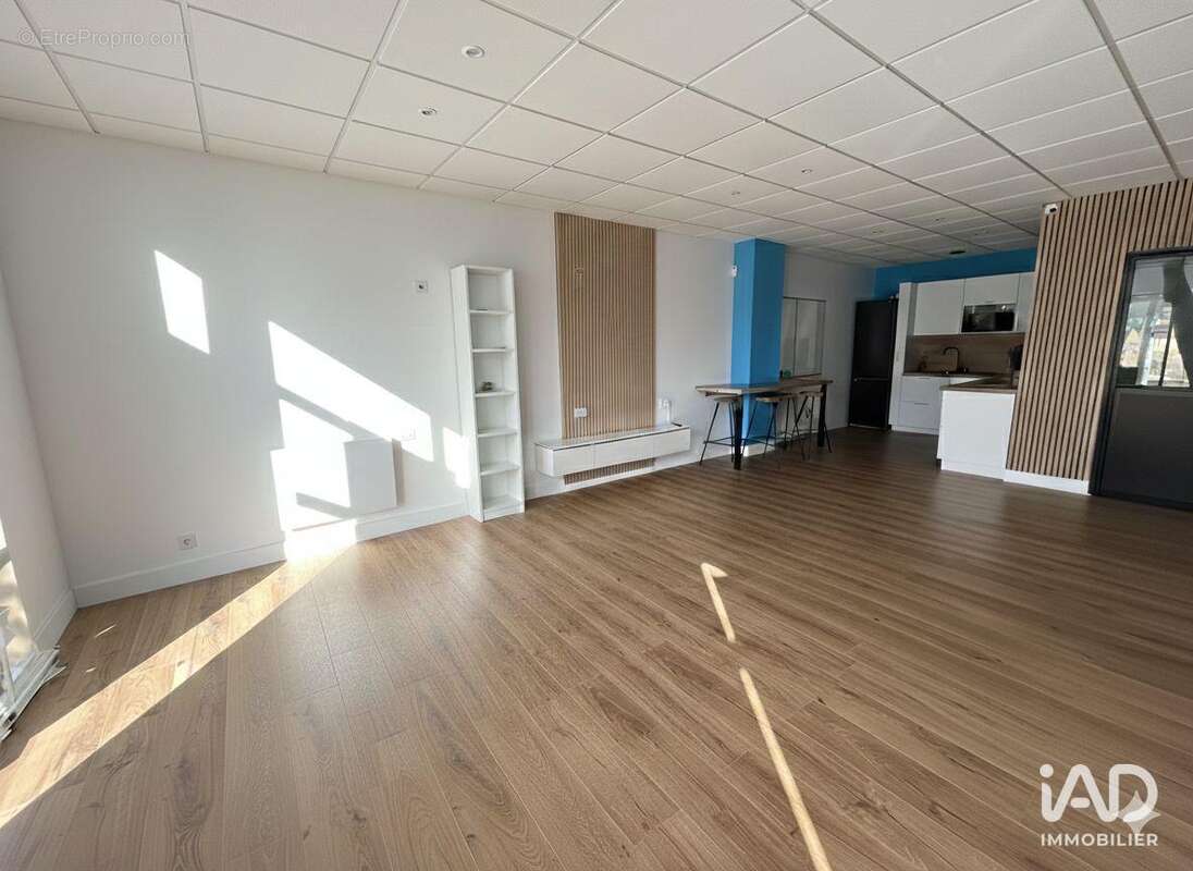 Commerce 63 m² à Chanceaux-Sur-Choisille  - photo 4