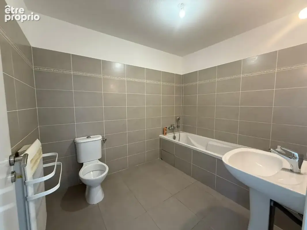 Appartement t3 avec jardin - photo 4