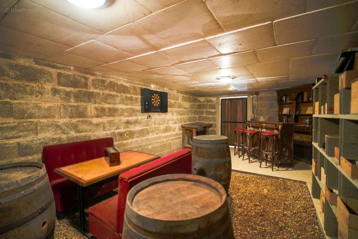 Maison à MONTLOUIS-SUR-LOIRE