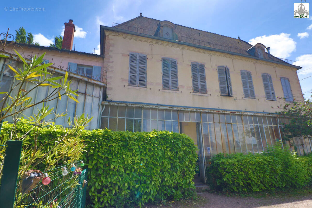 Appartement à SEURRE