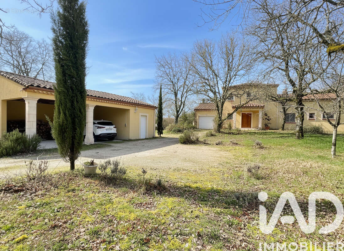 Photo 3 - Maison à LALBENQUE