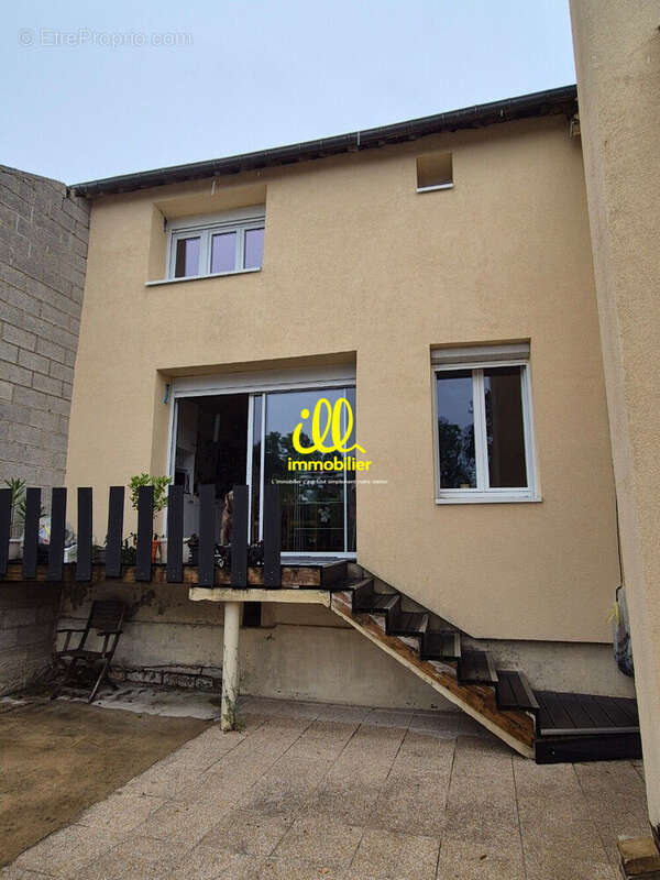 Maison 198 m² à Marlemont  - photo 2