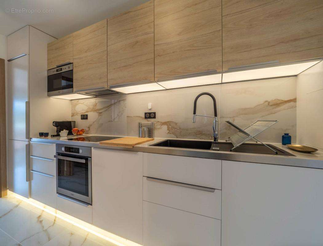 Appartement à VALLAURIS