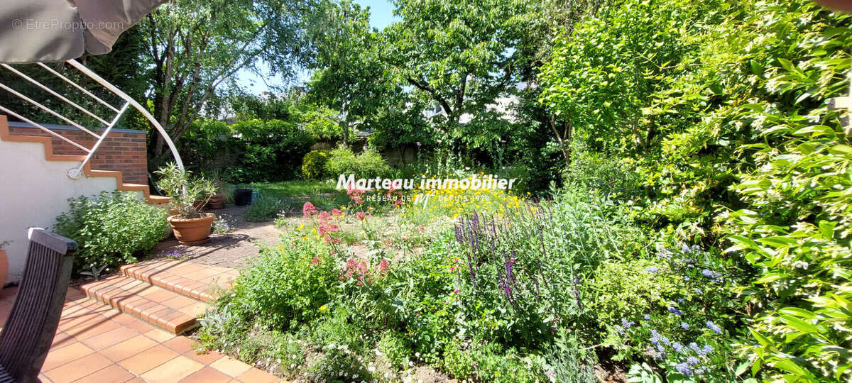 Maison Le Mans 7 pièce(s) 174.95m² - photo 2