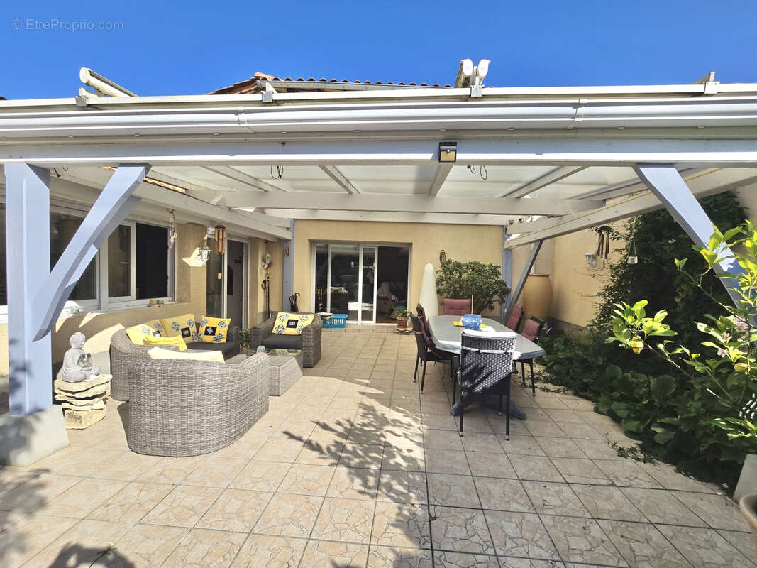 Maison à SAINT-DIDIER-SUR-CHALARONNE