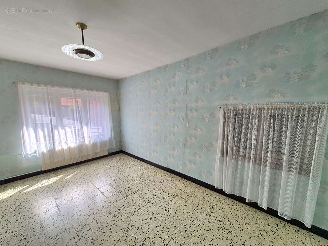 Maison à POIX-DU-NORD