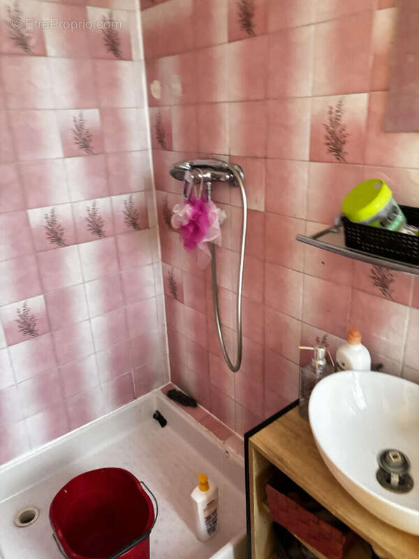 Appartement à VALLAURIS