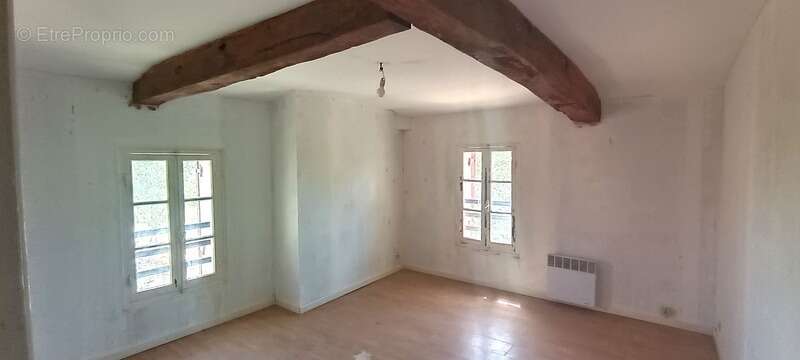 Maison à vendre 4 pièces + grange SAINT CHRISTOPHE DE DOUBLE (33) - photo 17