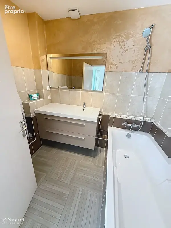 Maison de ville a bellevue 92 m2 + sous sol et garage - photo 4
