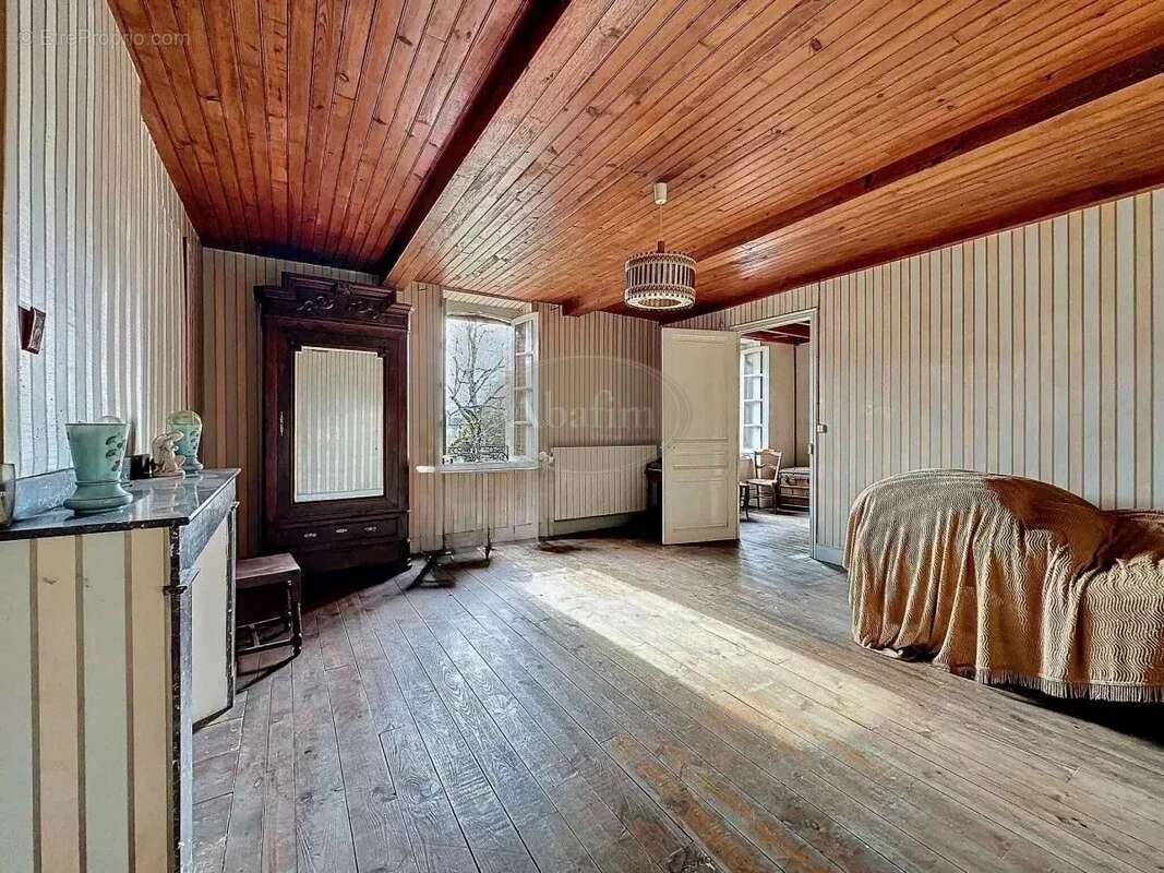 Maison à SAINT-PE-DELBOSC