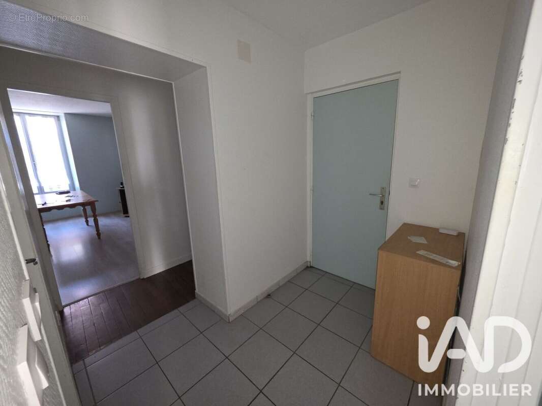 Photo 2 - Appartement à PORT-SUR-SAONE