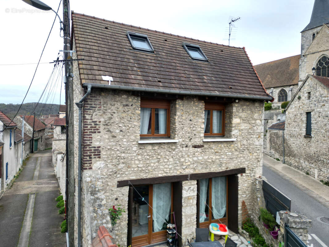 Maison à MANTES-LA-JOLIE
