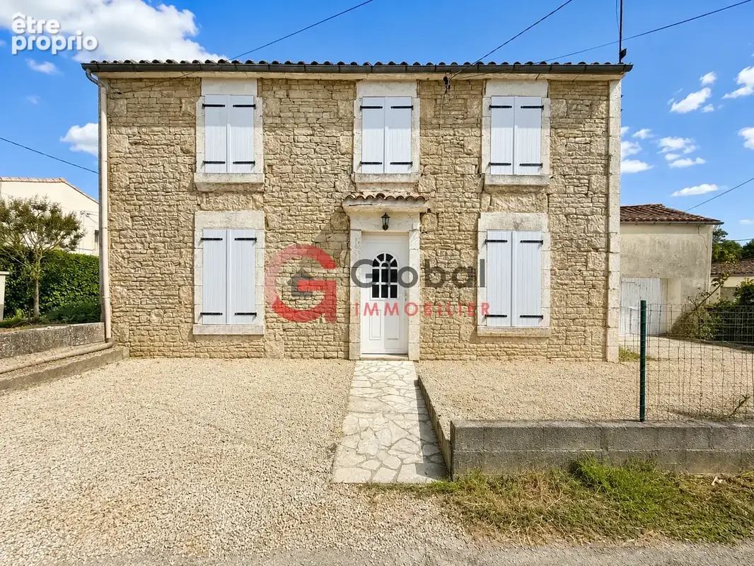 Maison deux chambres avec cour intérieure et garage - photo 8