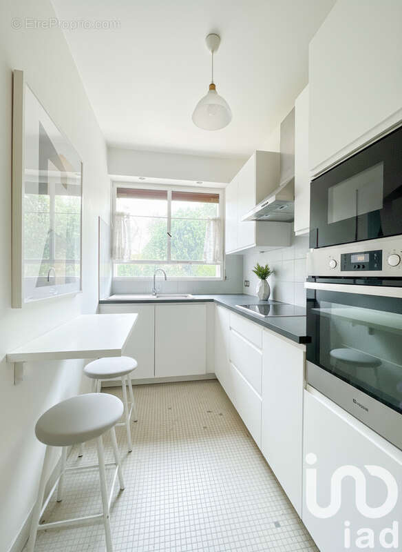 Photo 3 - Appartement à PARIS-15E