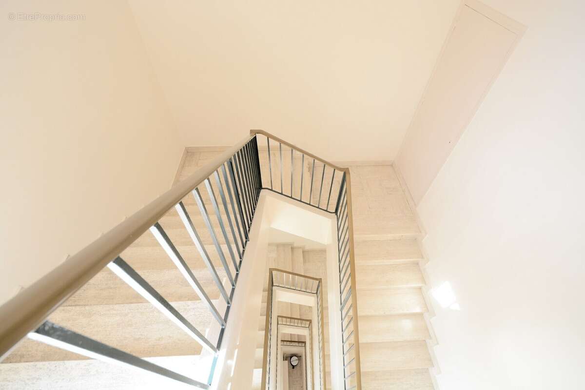 Appartement 71 m² à Saint-Maur-Des-Fosses  - photo 8