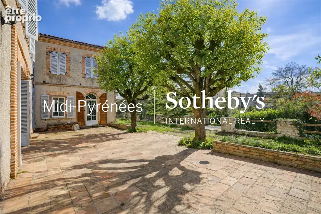 Au centre de Gaillac, propriété avec deux habitations - photo 4