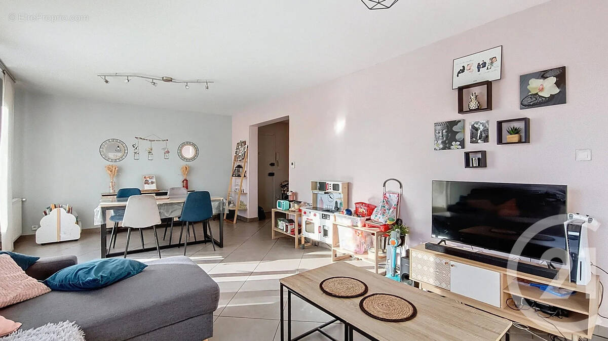 Appartement à FEYZIN