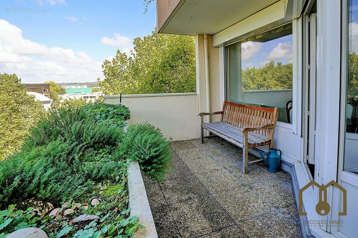 Appartement à VAULX-EN-VELIN