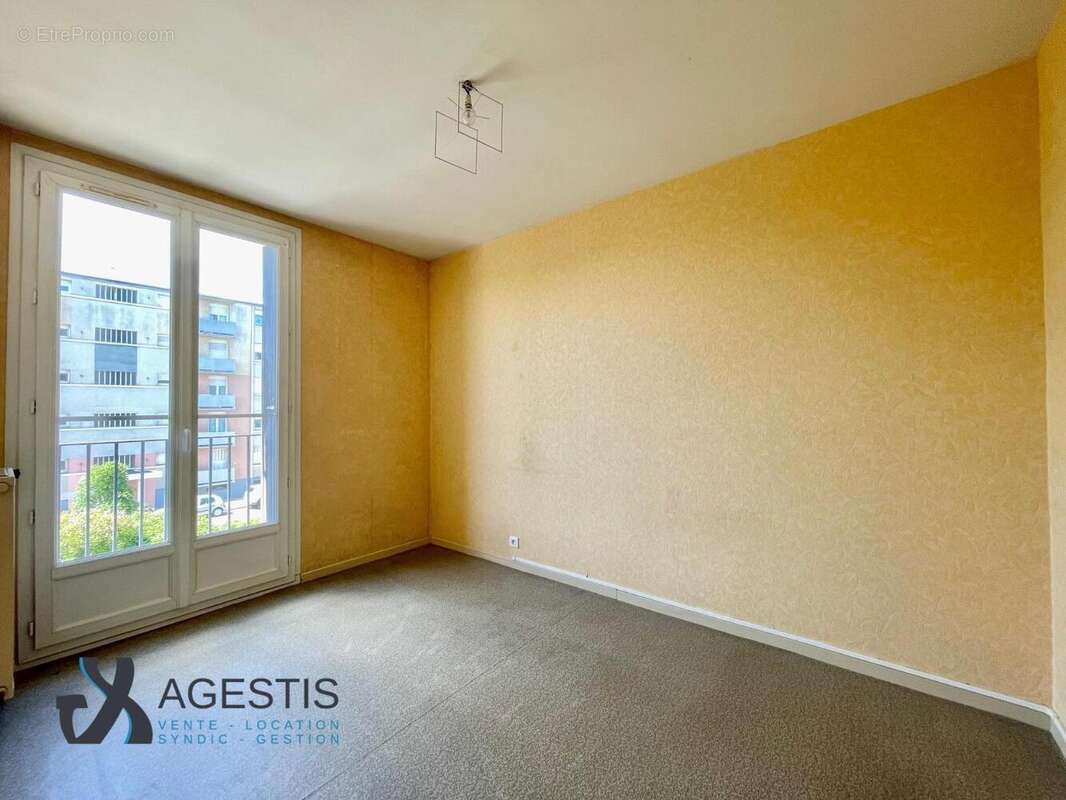   - Appartement à TOULOUSE