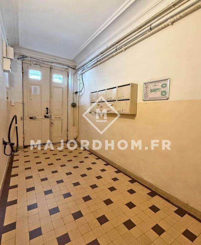 Appartement à MARSEILLE-2E