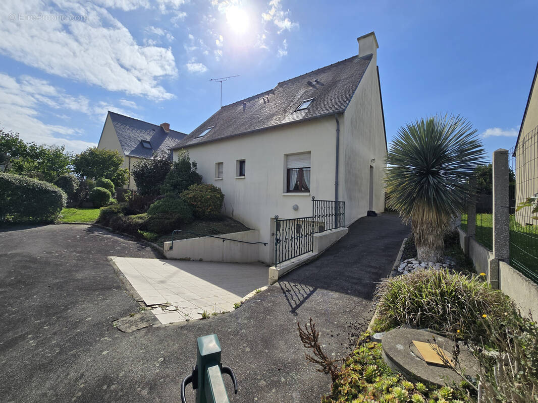 Maison à LA GUERCHE-DE-BRETAGNE