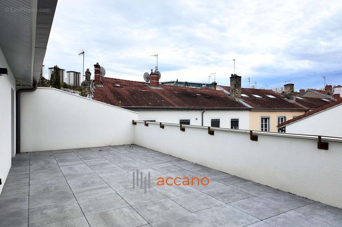 Appartement à LYON-9E