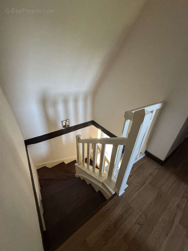 Maison à CENAC-ET-SAINT-JULIEN