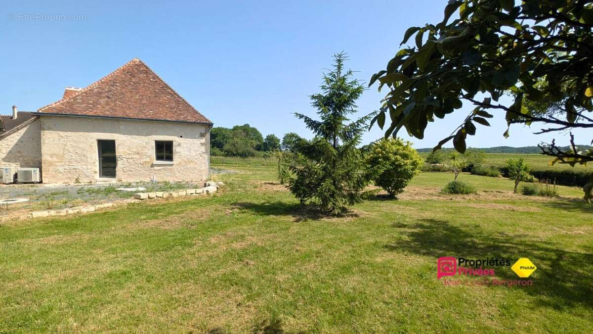 Maison à VERNOU-SUR-BRENNE