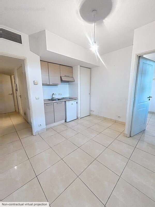 Appartement 29 m² à Villeneuve-Loubet  - photo 4