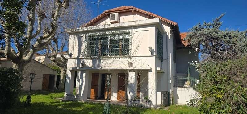 Maison à MARSEILLE-11E