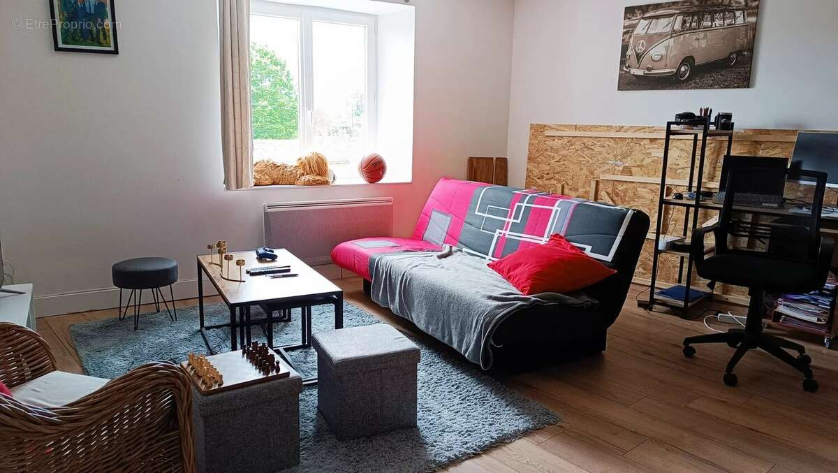 Maison de campagne en pierre offrant 2 chambres - photo 11