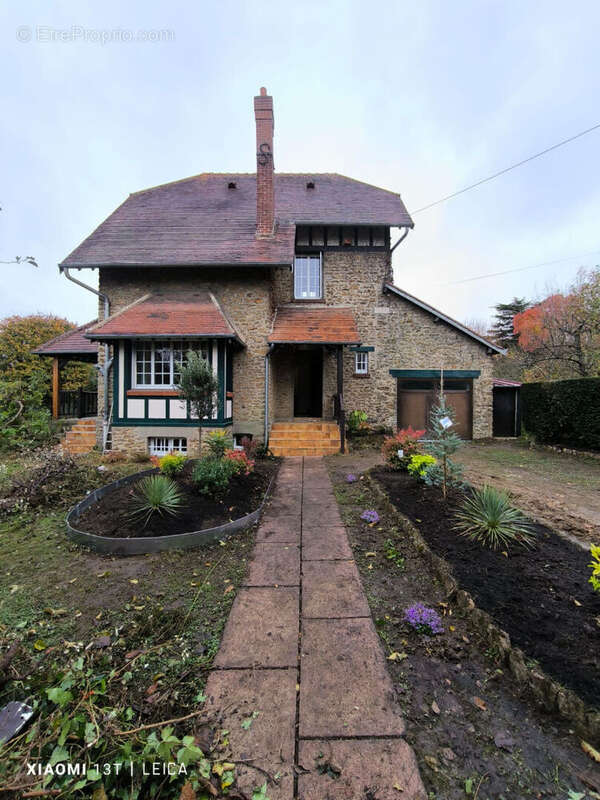 Maison à BOUSSY-SAINT-ANTOINE