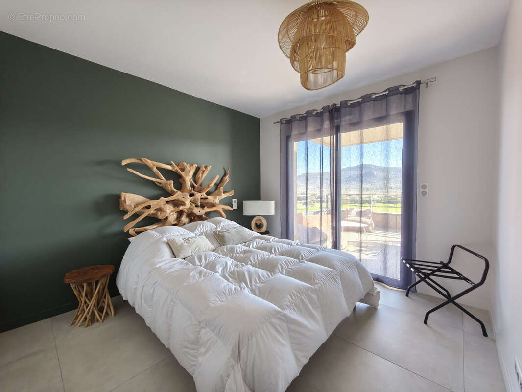 Appartement à PORTO-VECCHIO