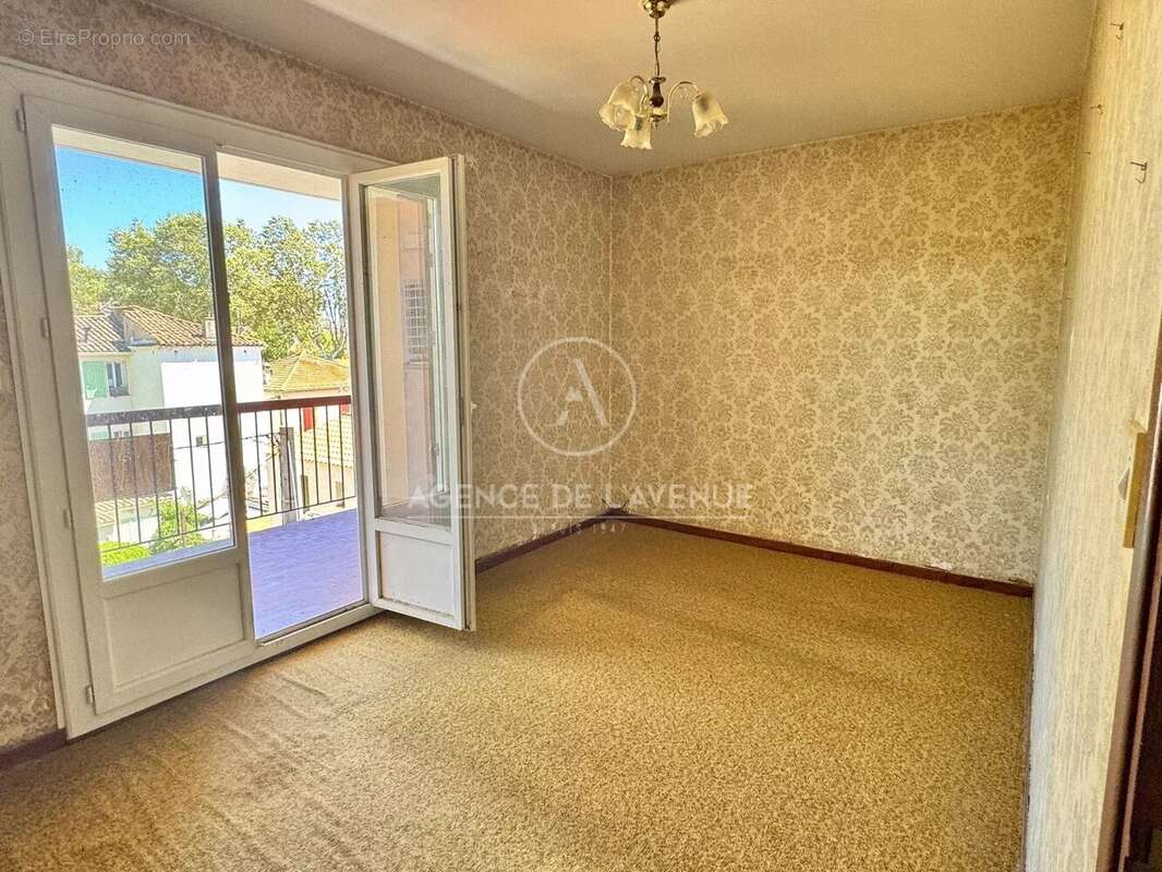 Appartement t3 83500 la seyne sur mer - photo 5