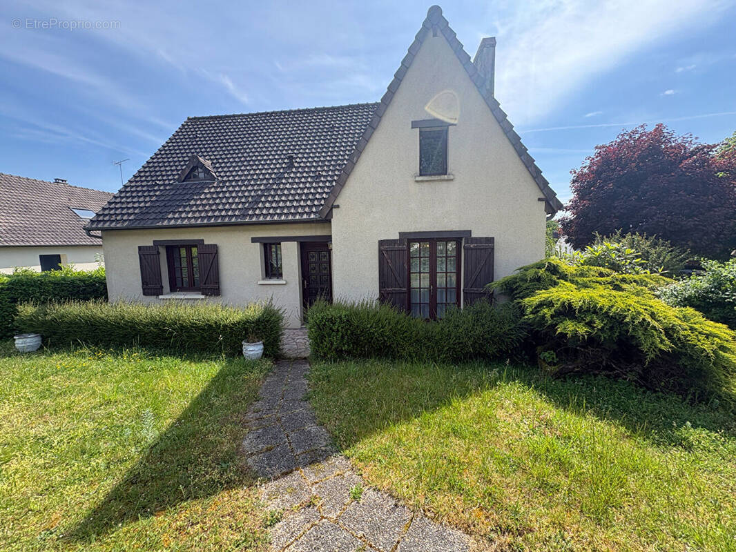 Maison à LA FERTE-BERNARD