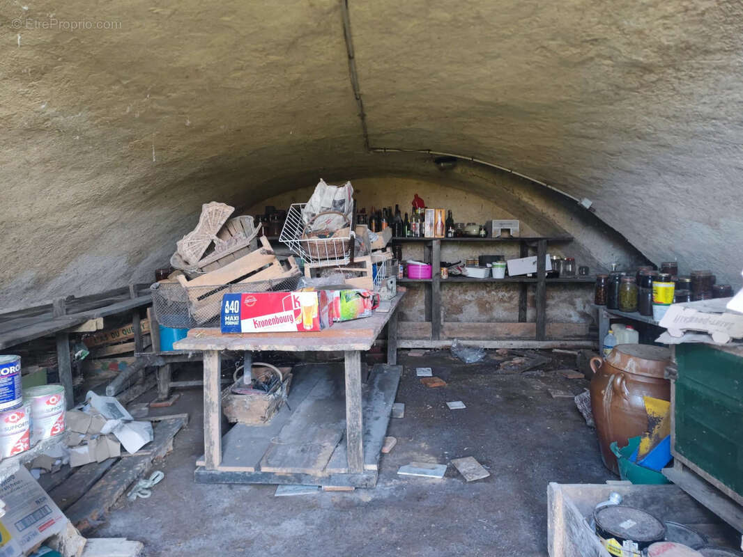 Maison à CERCY-LA-TOUR