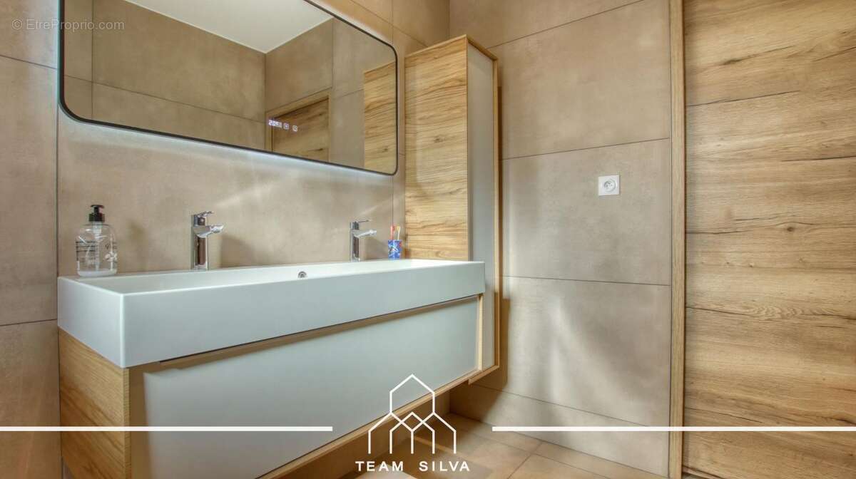 Maison 105 m² à Echalas  - photo 23