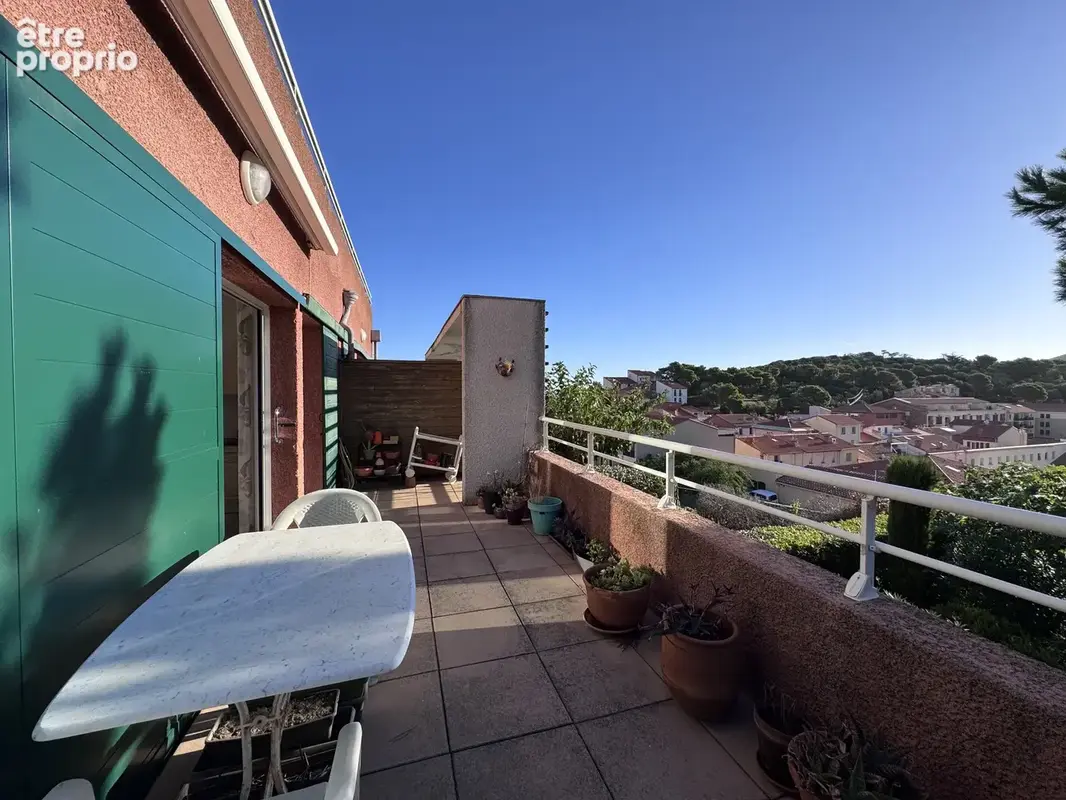 Appartement t3 en duplex avec terrasse et vue imprenable sur le port - photo 18
