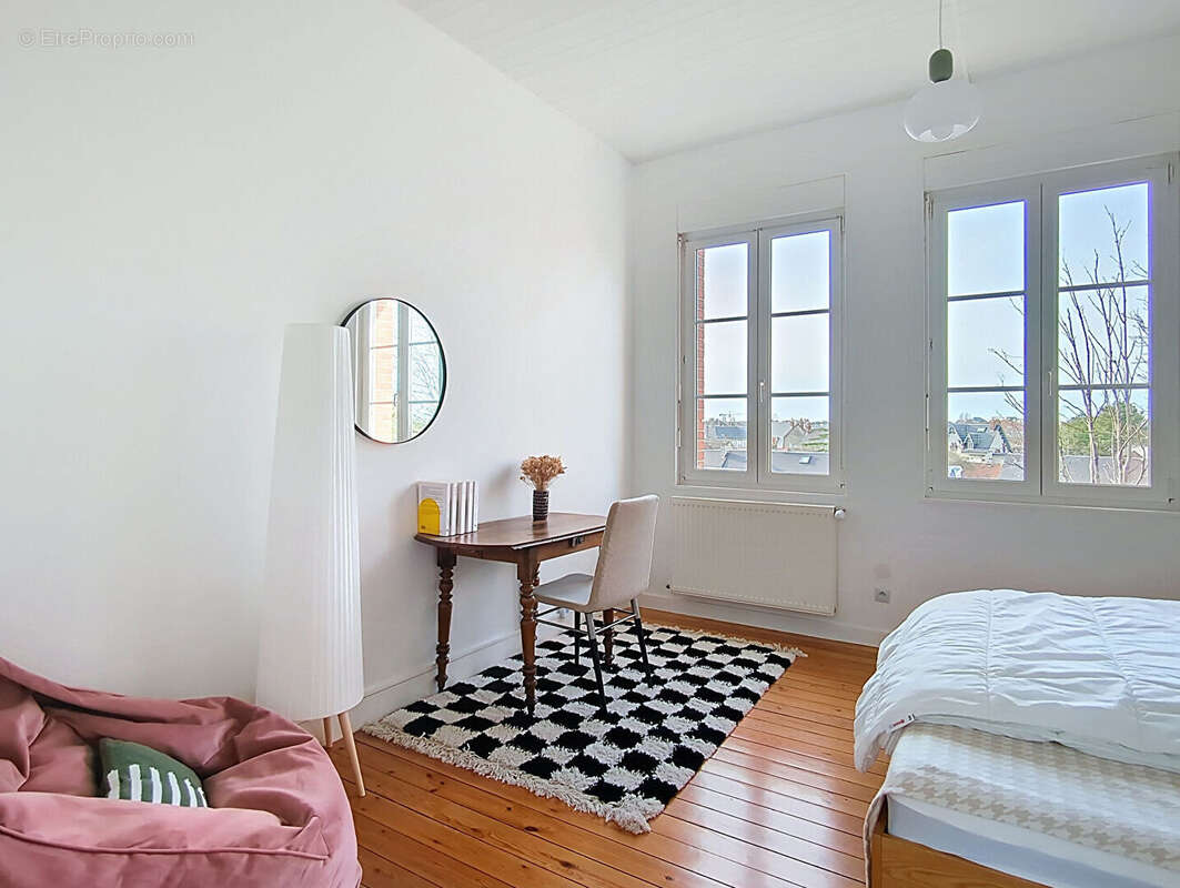 Maison à DIVES-SUR-MER