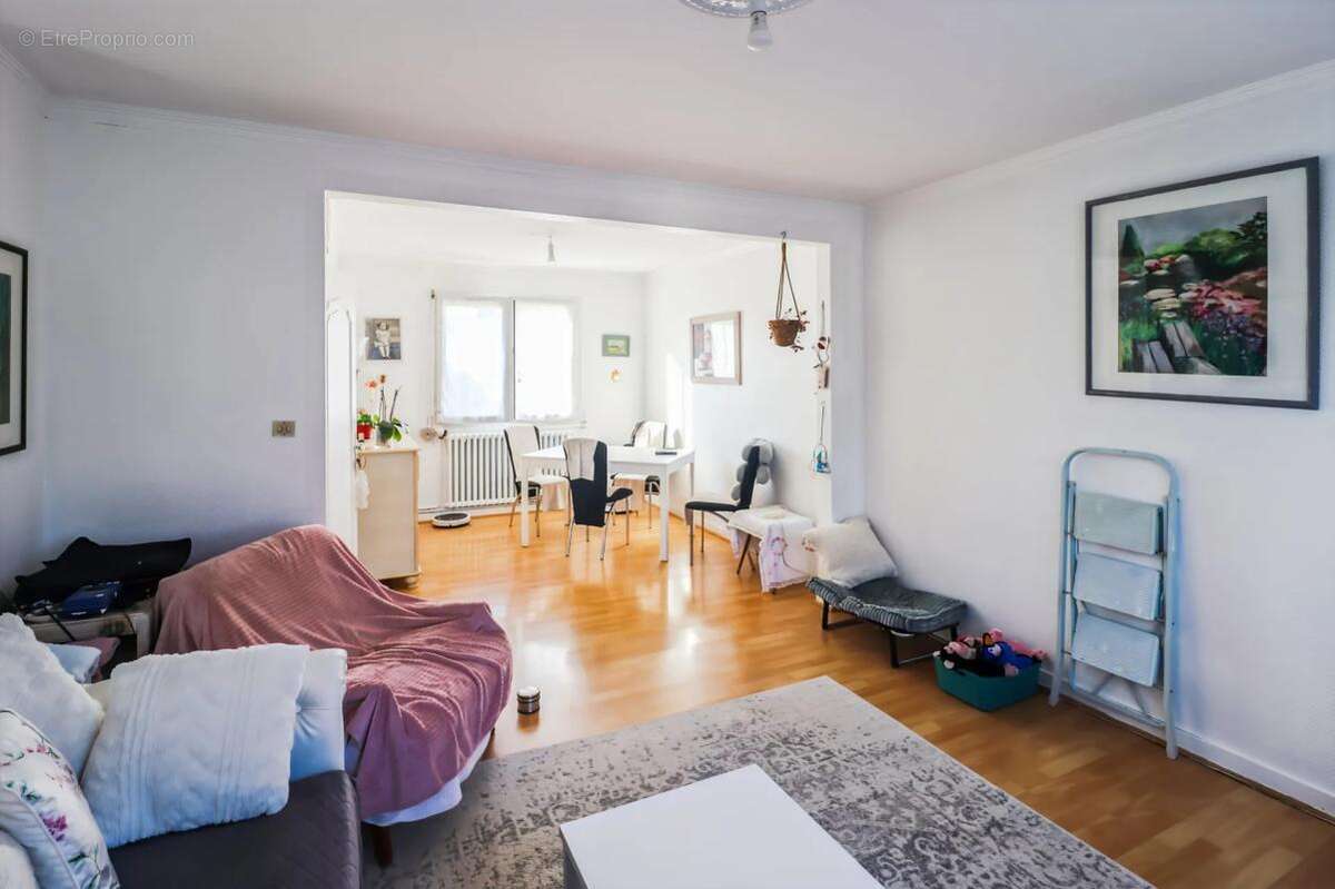 Maison à CARHAIX-PLOUGUER