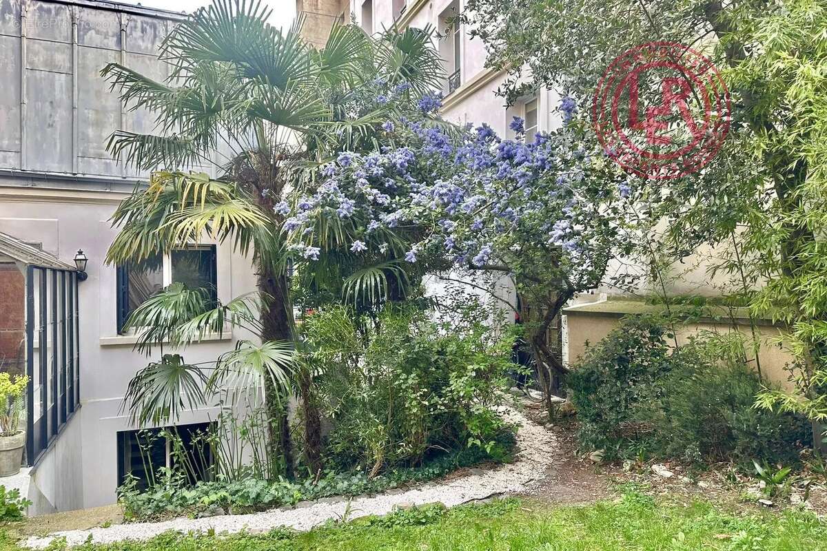 Maison à PARIS-15E